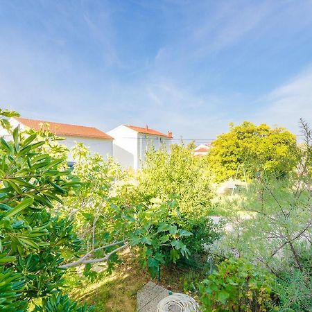 Apartments Slavica R Banjol Eksteriør bilde