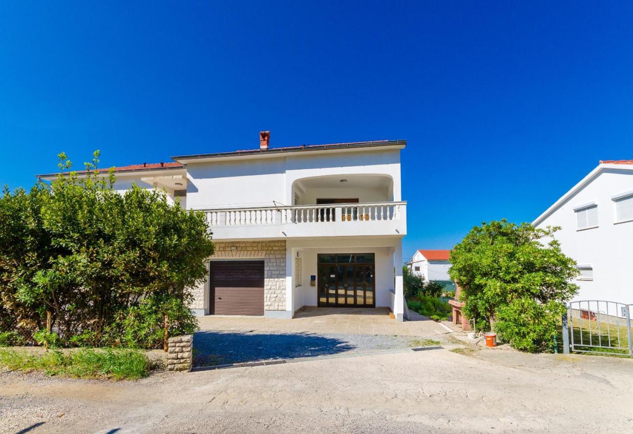 Apartments Slavica R Banjol Eksteriør bilde