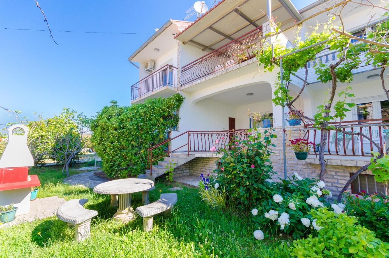 Apartments Slavica R Banjol Eksteriør bilde