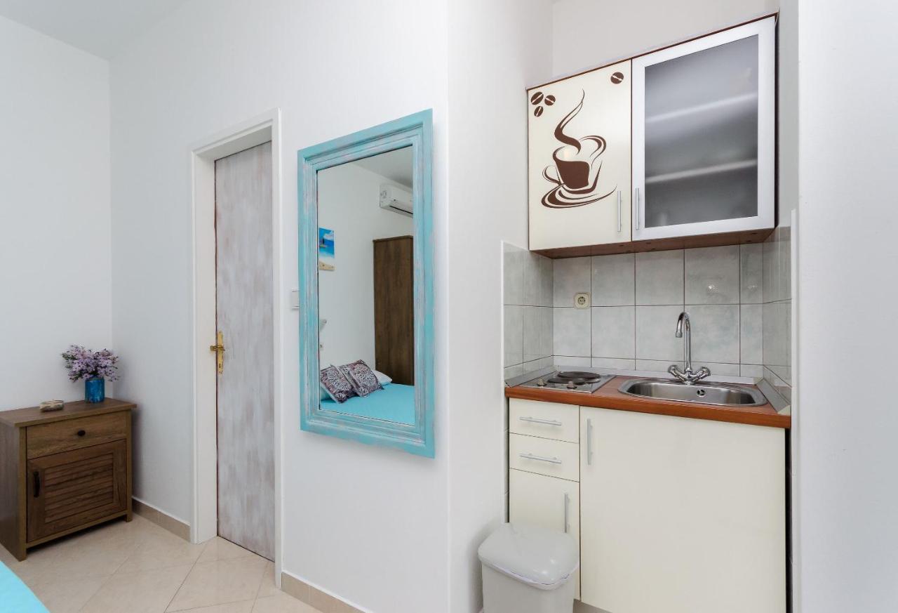 Apartments Slavica R Banjol Eksteriør bilde