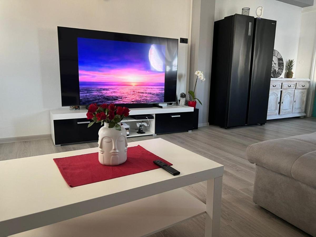 Apartments Slavica R Banjol Eksteriør bilde